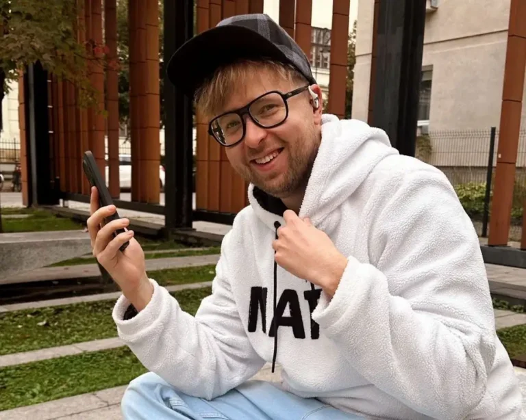 Maciej Potępa fotograf w Fundacji Kobiecy Rytm